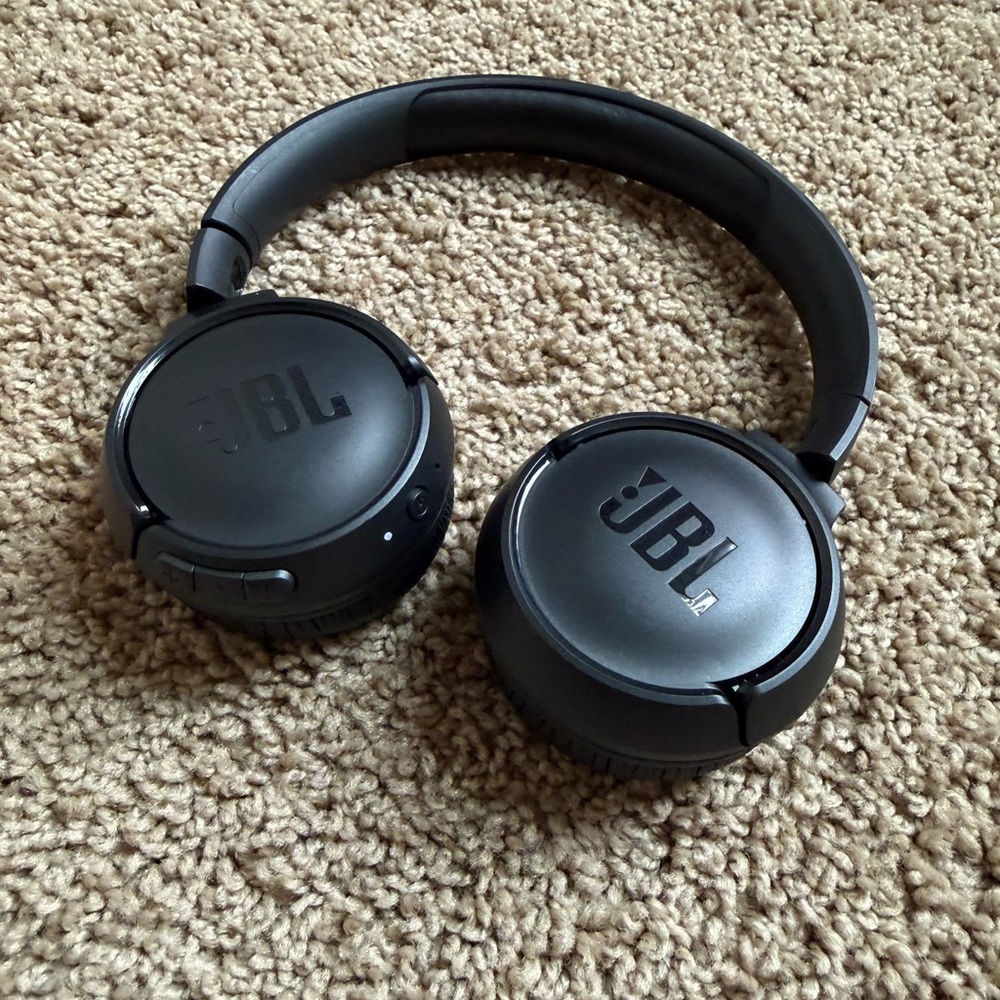 JBL Over-Ear Black Headphones
